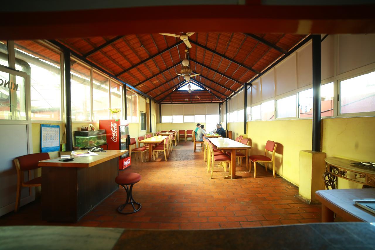 Hotel Kings Kastle Mysore Ngoại thất bức ảnh