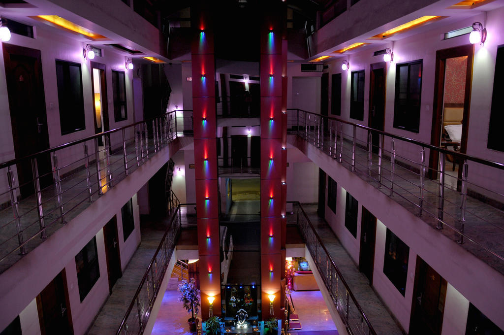 Hotel Kings Kastle Mysore Ngoại thất bức ảnh